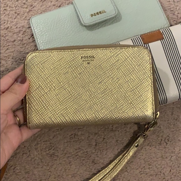 Fossil Wallets - Picture 2 of 5